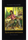 Życie poza nawiasem