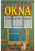 Okna pięknie przystrojone