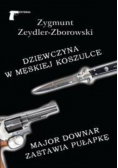 Dziewczyna w męskiej koszulce