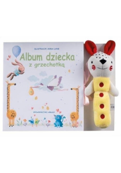 Album mojego dziecka z grzechotką
