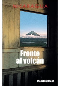 Frente al volcán